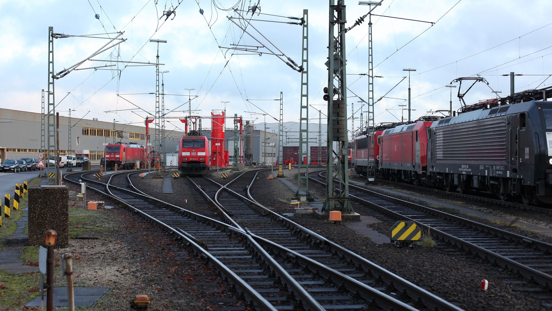 Lokomotiven vor dem Werk Maschen